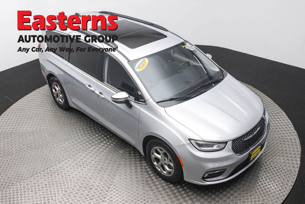 Vehicle image 16 of 66