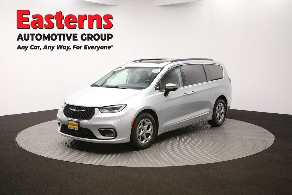 Vehicle image 2 of 66