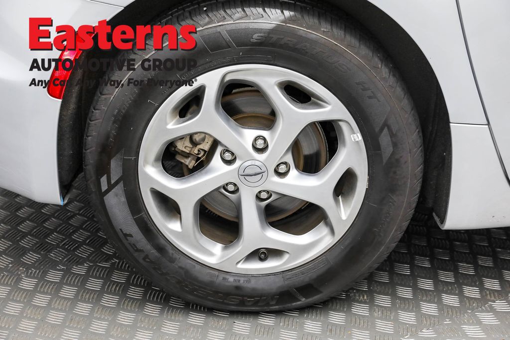 Vehicle image 39 of 66