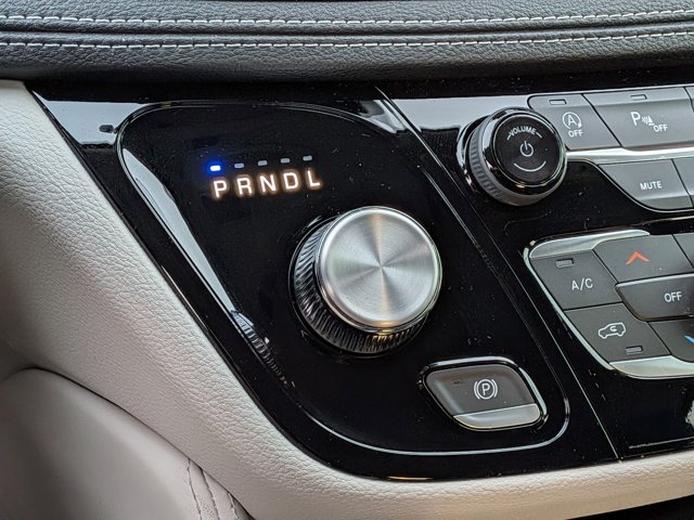 2023 Chrysler Pacifica Limited Image 19 of 23