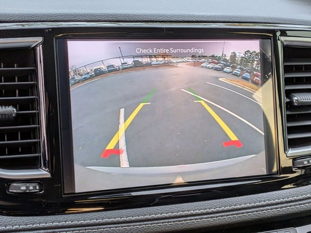 2023 Chrysler Pacifica Limited Image 17 of 23