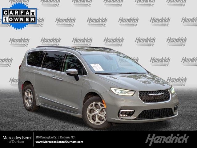 2023 Chrysler Pacifica Limited Image 4 of 23