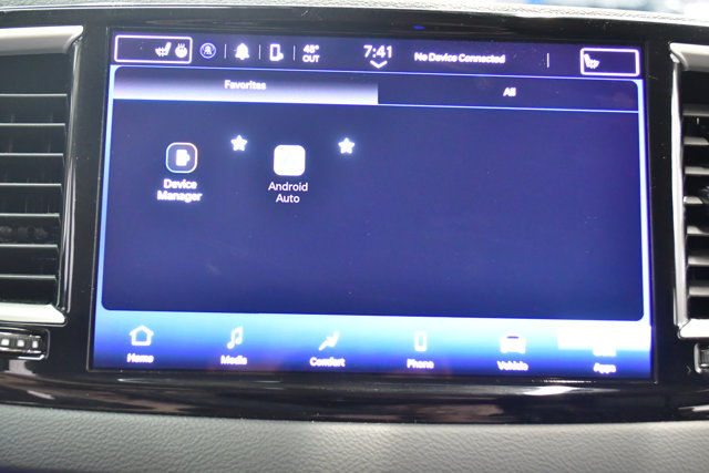 2023 Chrysler Pacifica Touring-L Image 21 of 35