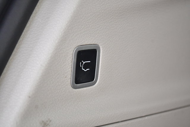 2023 Chrysler Pacifica Touring-L Image 27 of 35