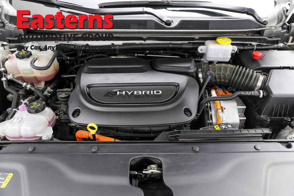 Vehicle image 37 of 63