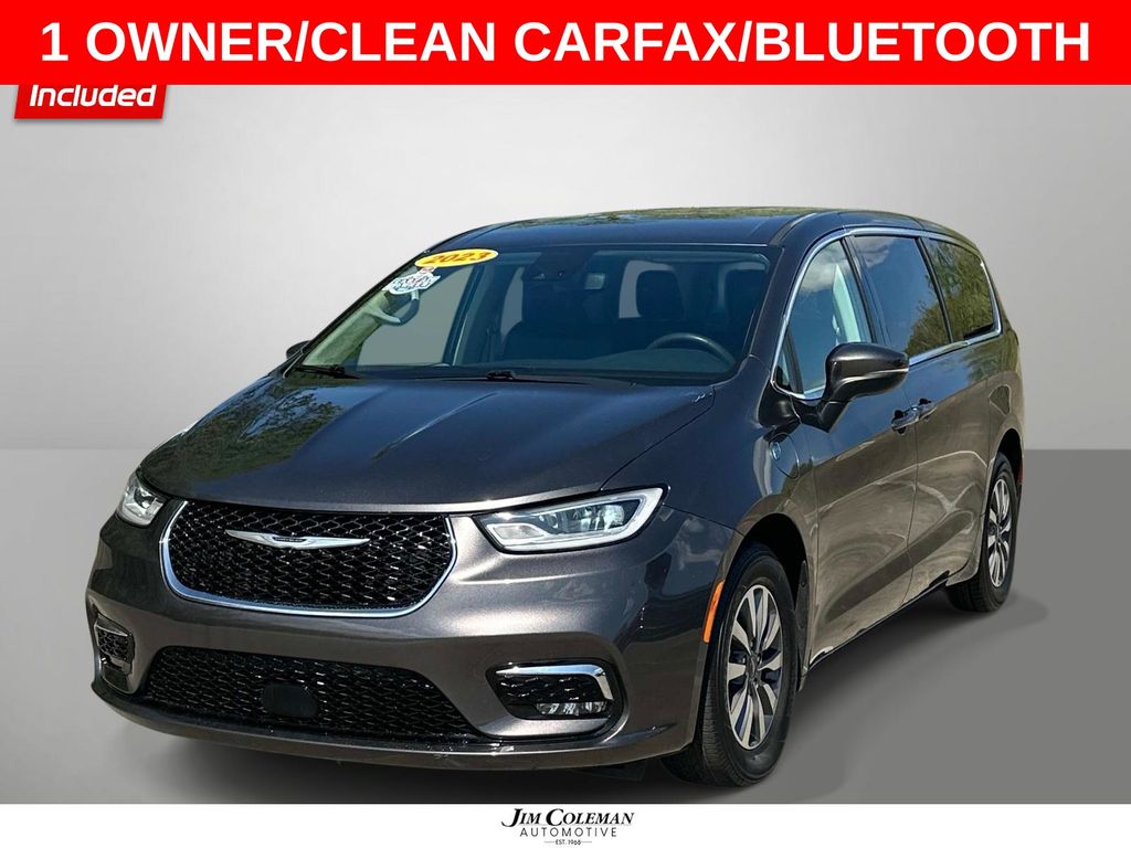 2023 Chrysler Pacifica Hybrid Touring L Image 1 of 31