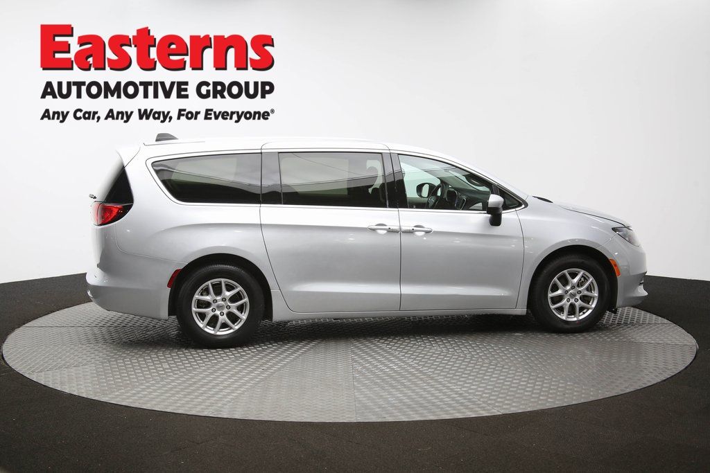 Vehicle image 18 of 65