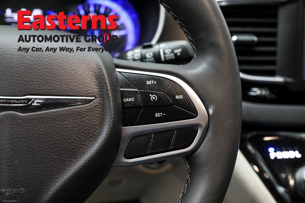 Vehicle image 48 of 65