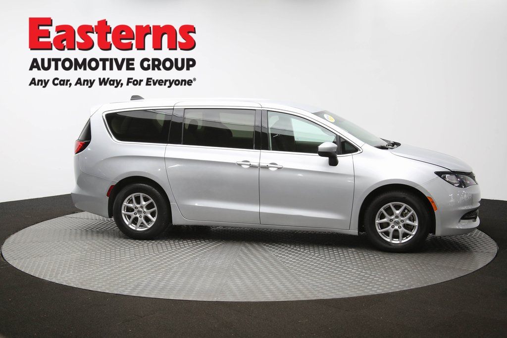 Vehicle image 19 of 65