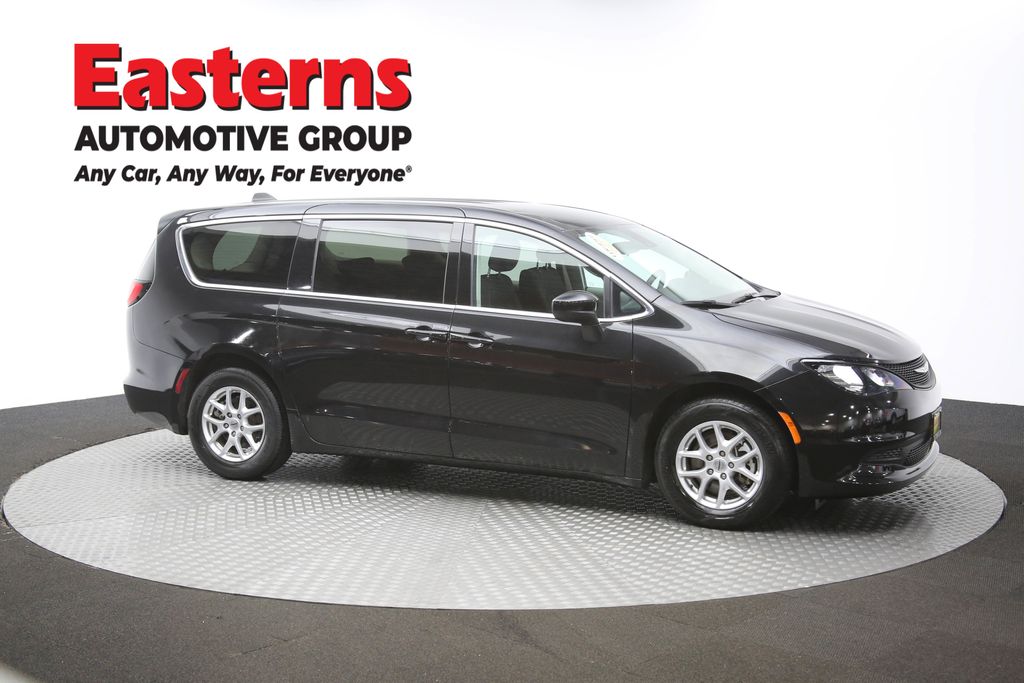 Vehicle image 10 of 63