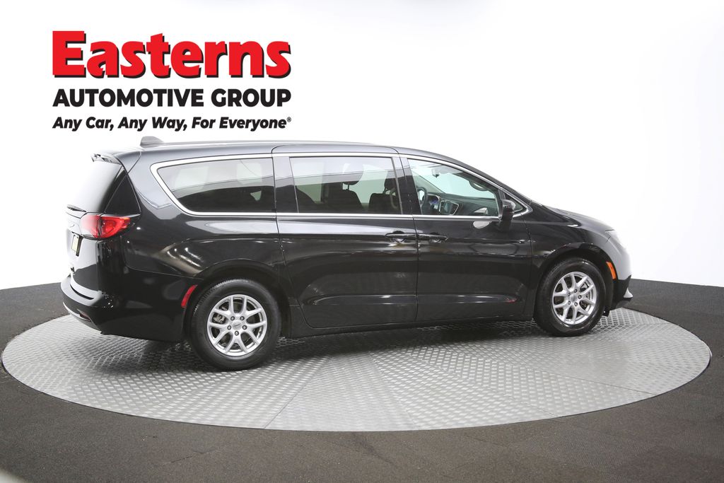 Vehicle image 20 of 63