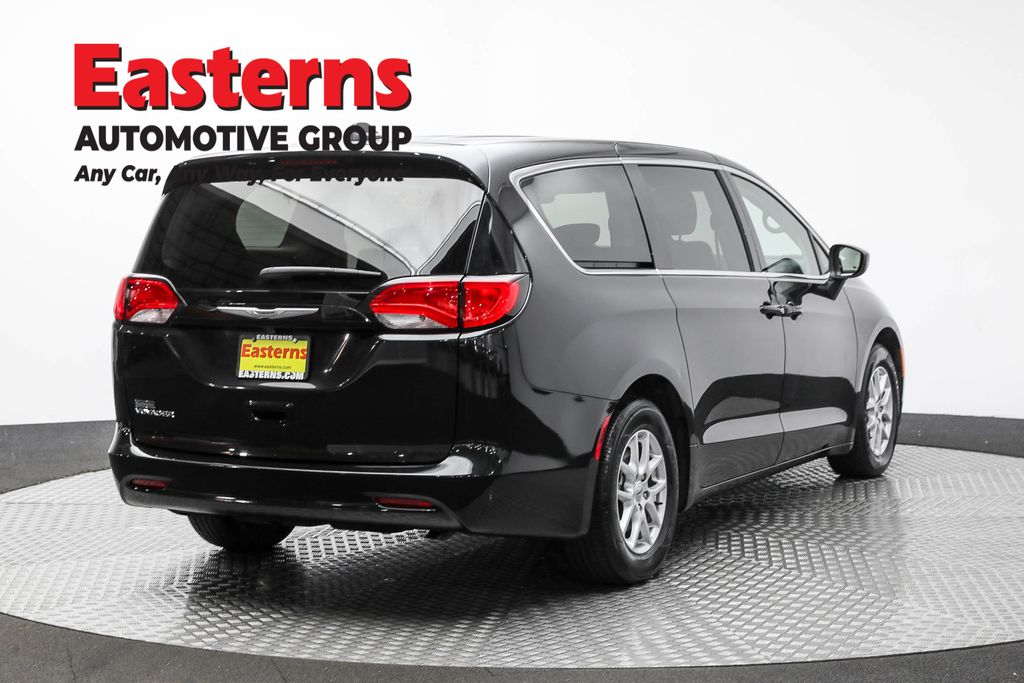 Vehicle image 25 of 63