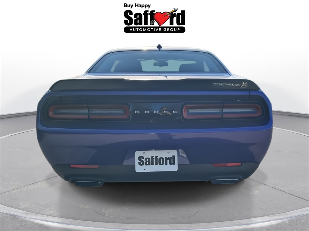 Vehicle image 4 of 28