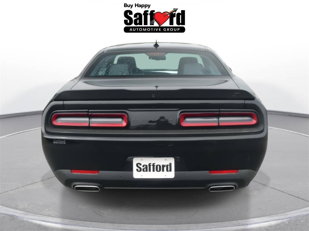 Vehicle image 5 of 16