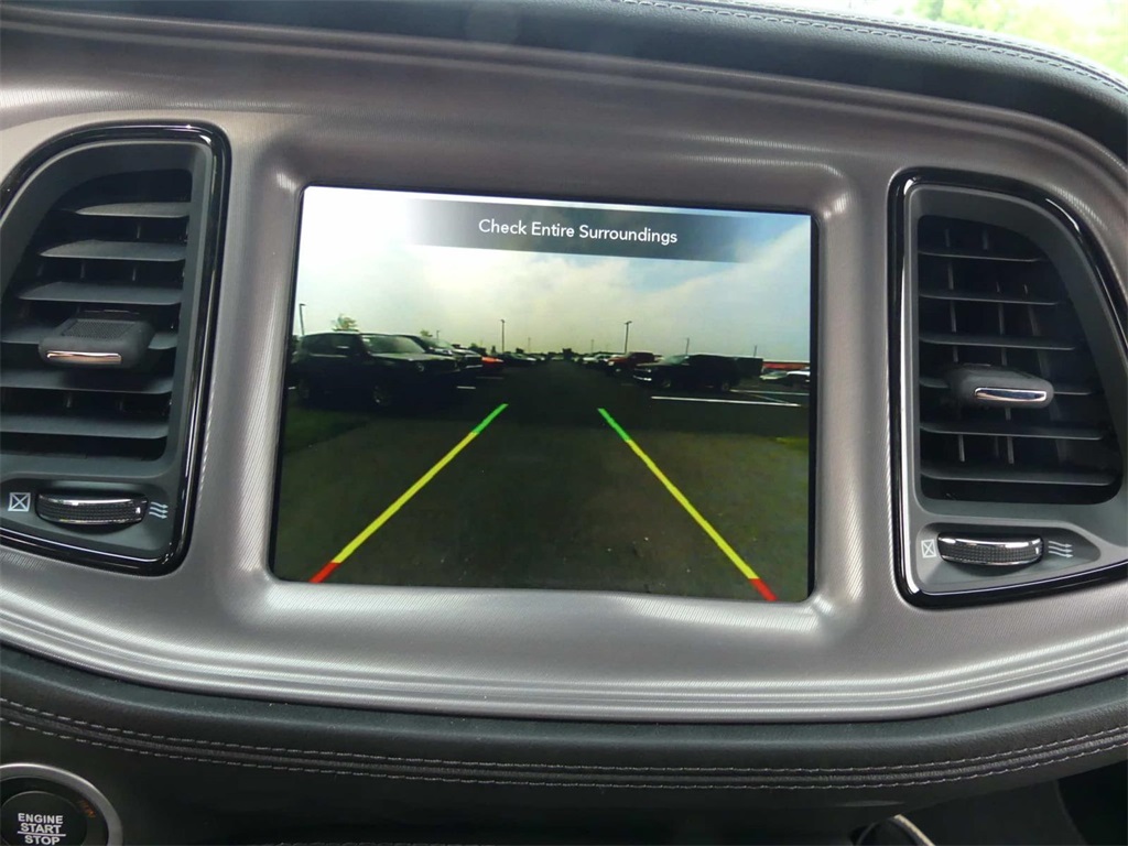 Vehicle image 12 of 16