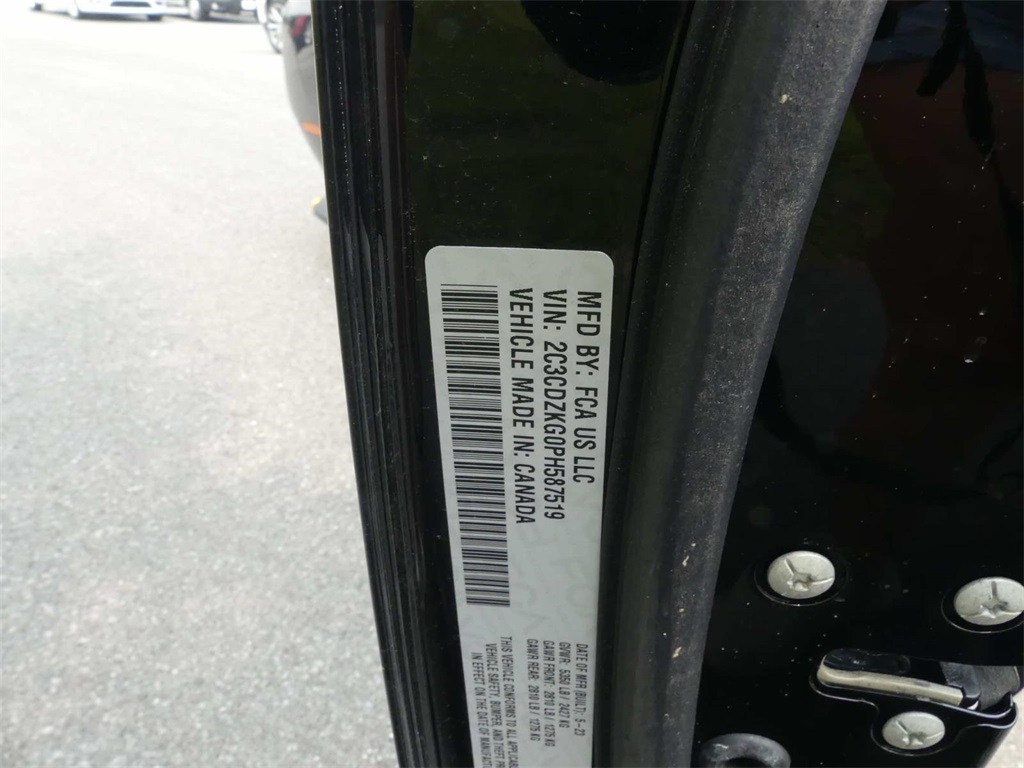 Vehicle image 15 of 16