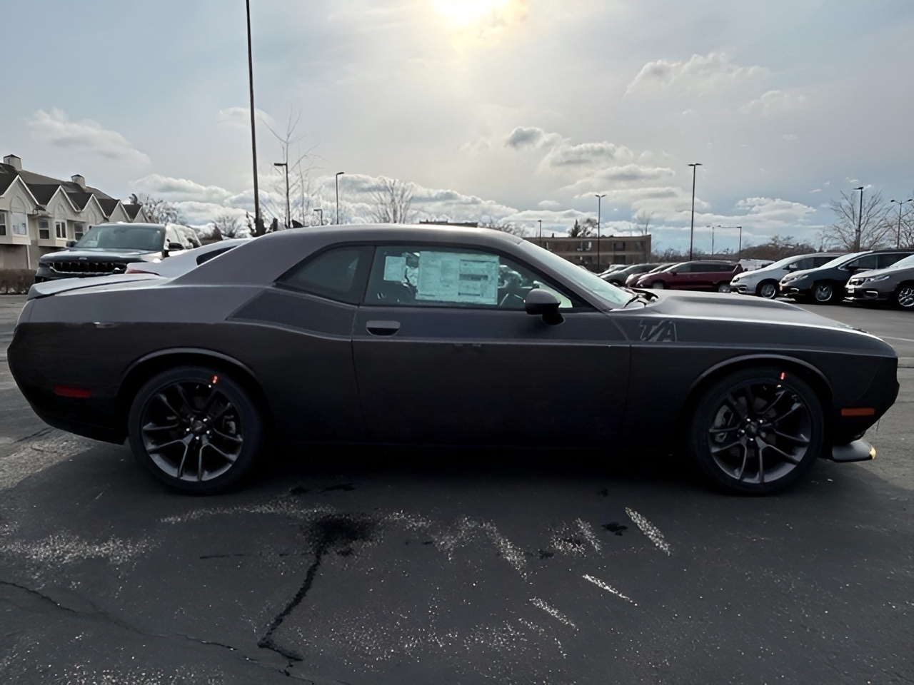 Vehicle image 16 of 17
