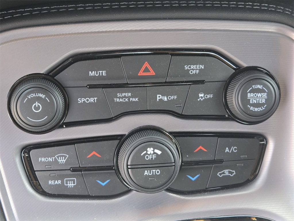 Vehicle image 15 of 15