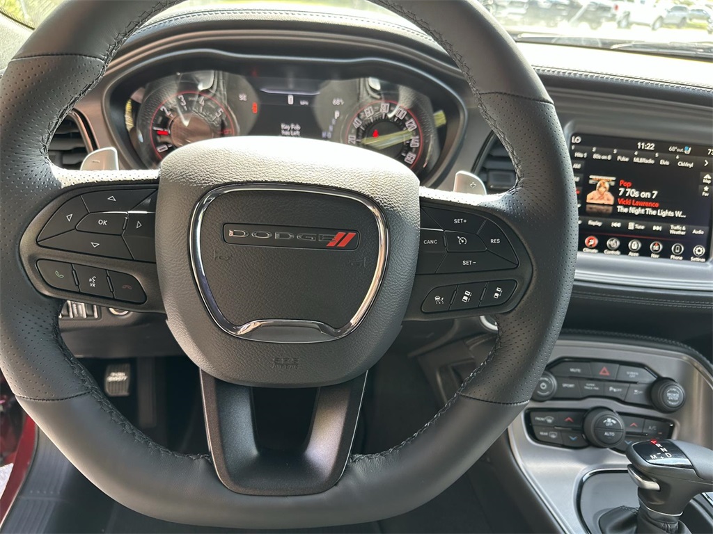 Vehicle image 15 of 29