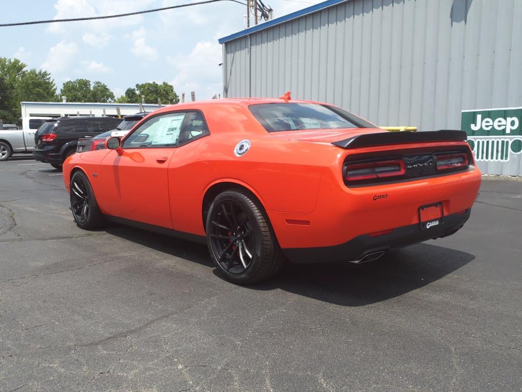 Vehicle image 6 of 32