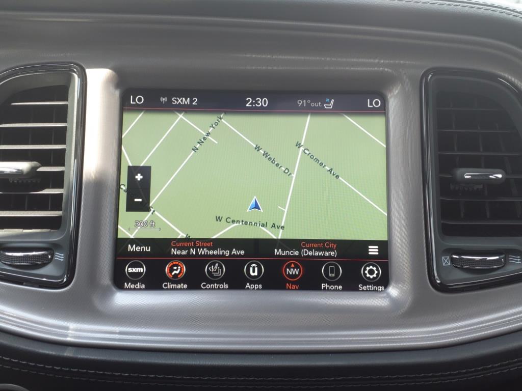 Vehicle image 20 of 32