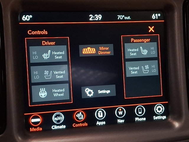 Vehicle image 15 of 25