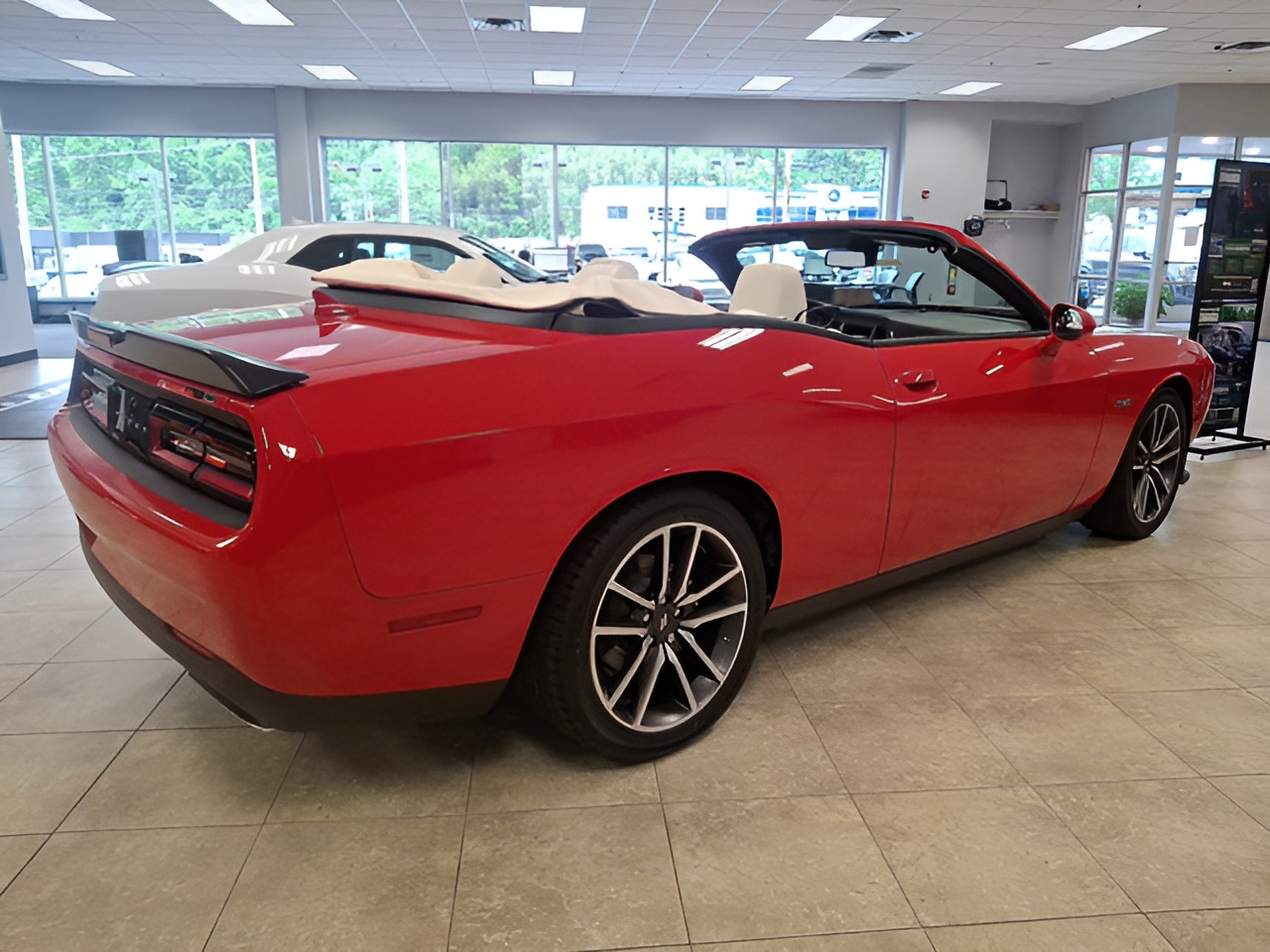 Vehicle image 24 of 25