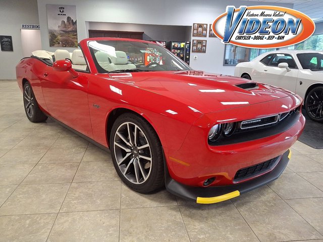 Vehicle image 2 of 25