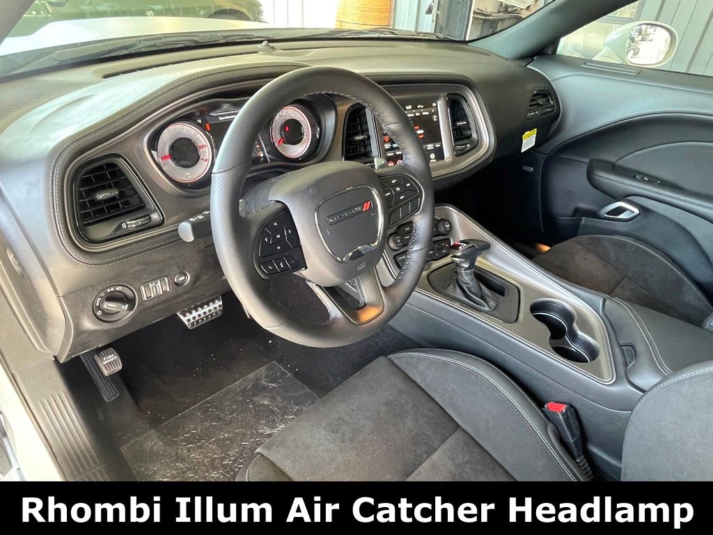 Vehicle image 26 of 41