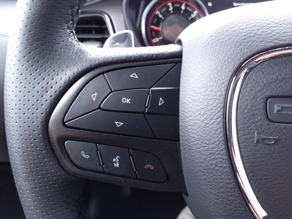 Vehicle image 14 of 32