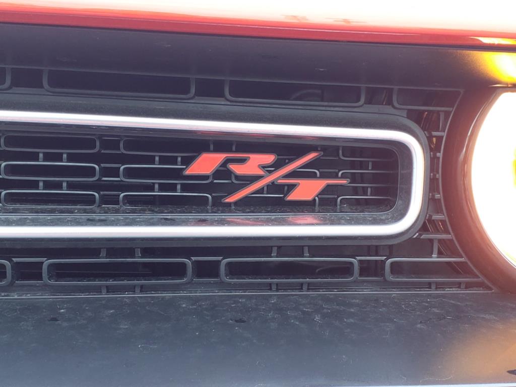 Vehicle image 31 of 32