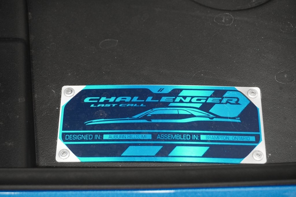 Vehicle image 10 of 27