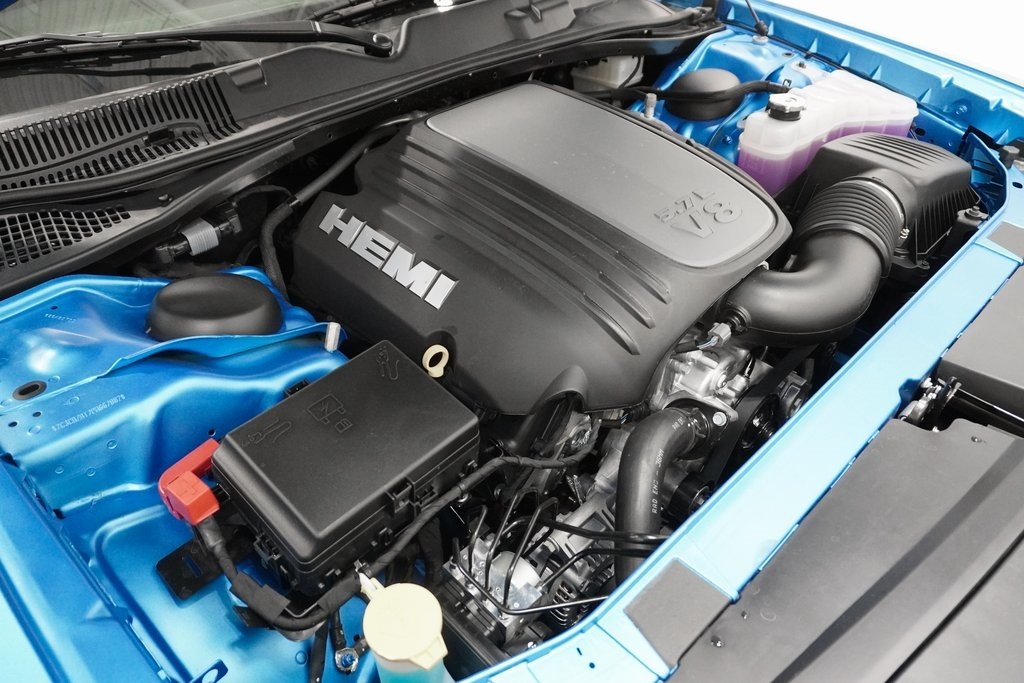 Vehicle image 9 of 27