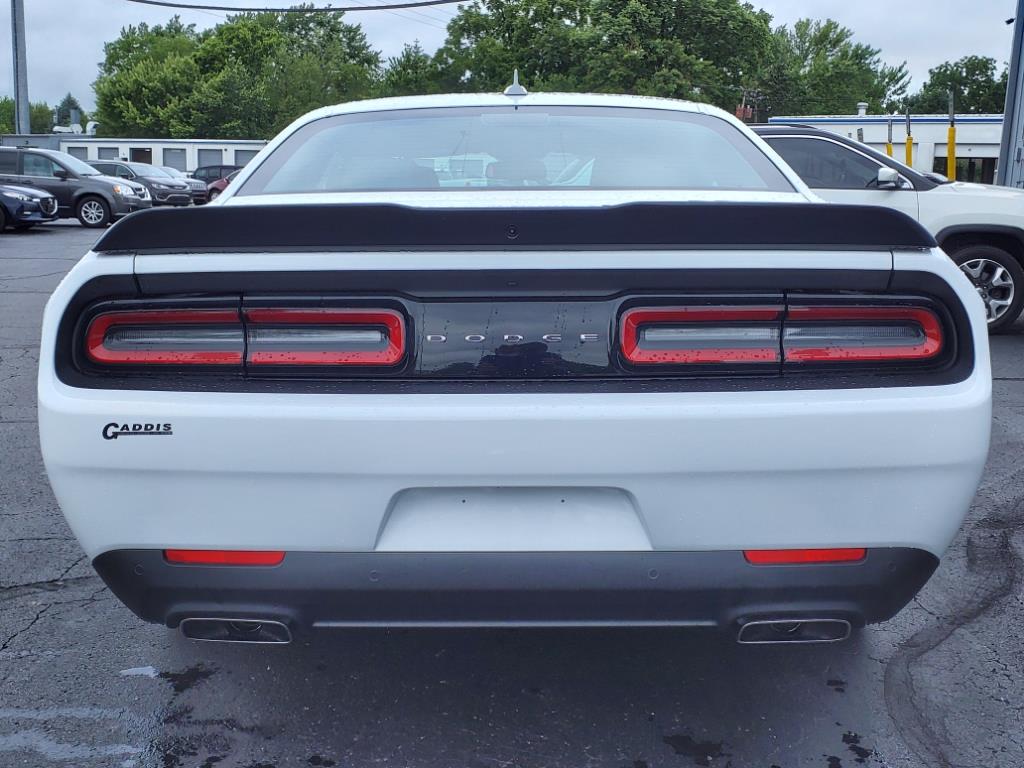 Vehicle image 5 of 32