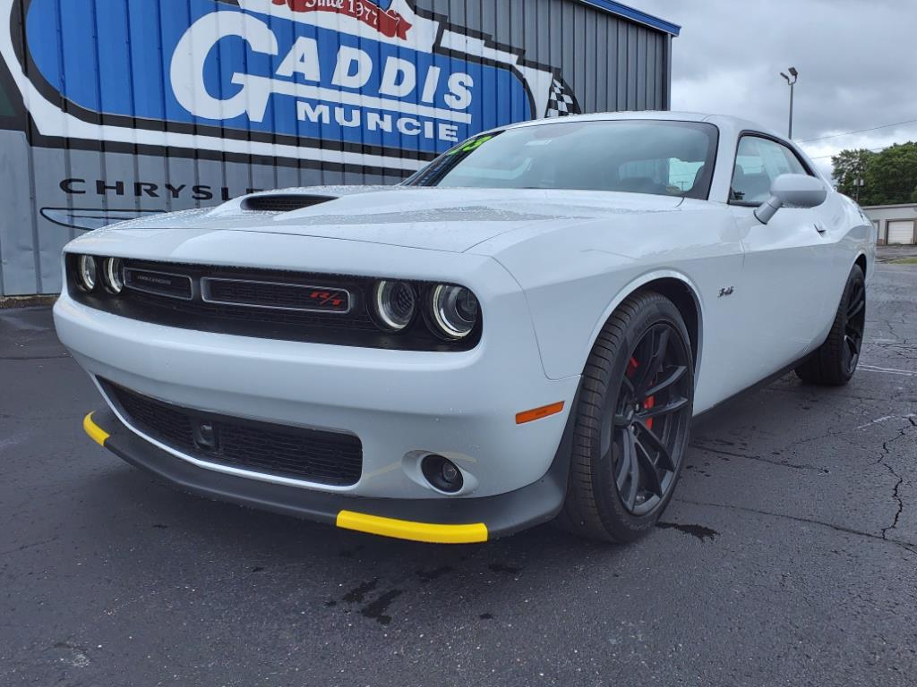 Vehicle image 1 of 32