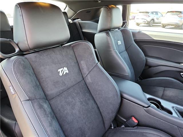 Vehicle image 11 of 20