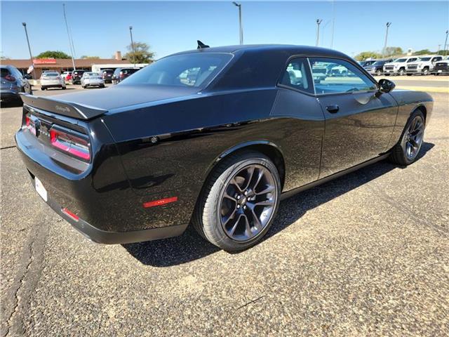Vehicle image 4 of 20