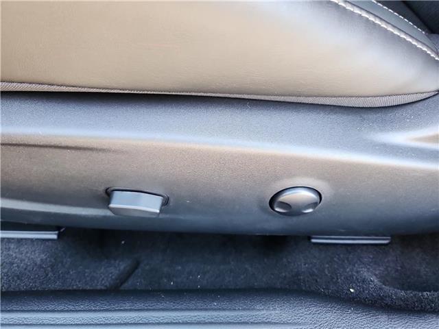 Vehicle image 15 of 20