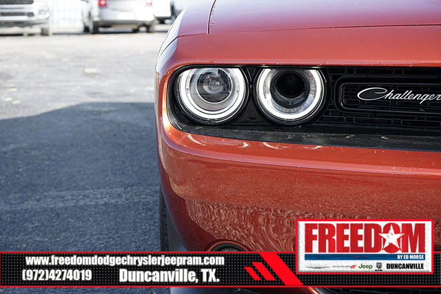 Vehicle image 41 of 43