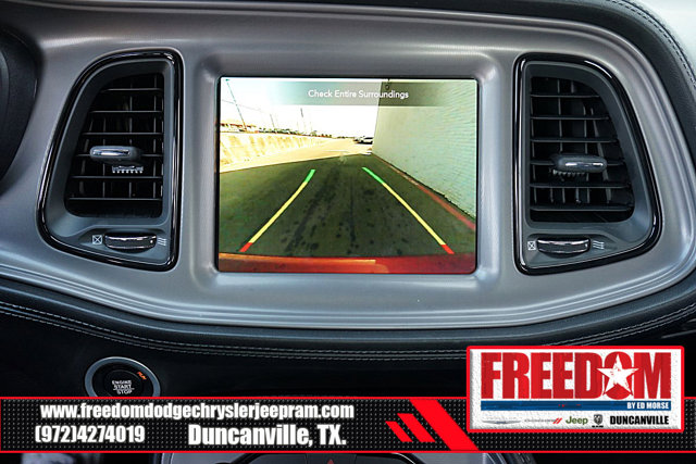 Vehicle image 19 of 43