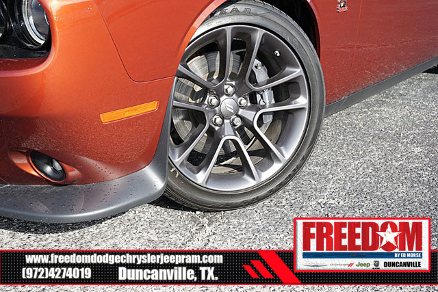 Vehicle image 9 of 43