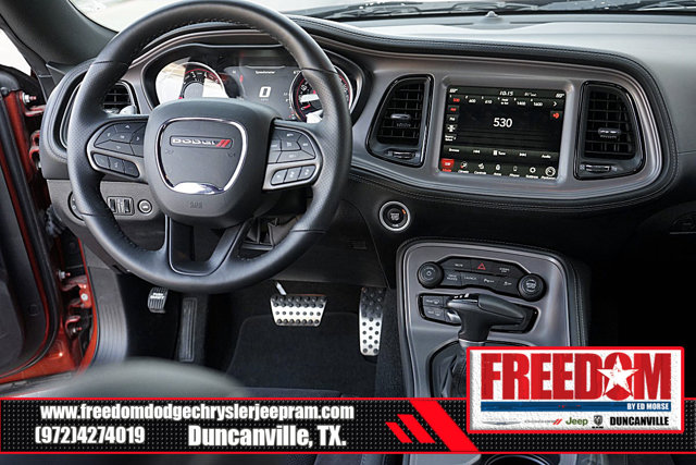 Vehicle image 16 of 43