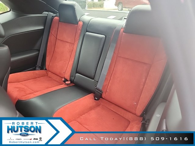 Vehicle image 12 of 21