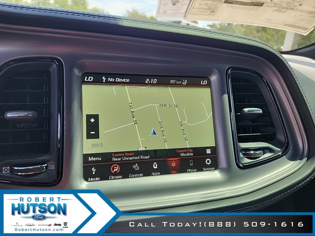 Vehicle image 16 of 23