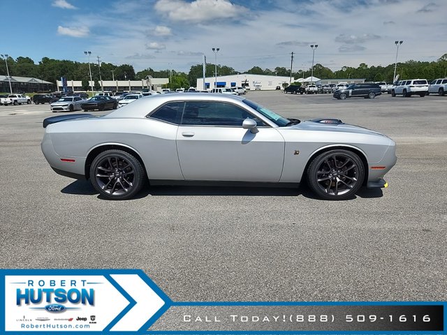 Vehicle image 3 of 23