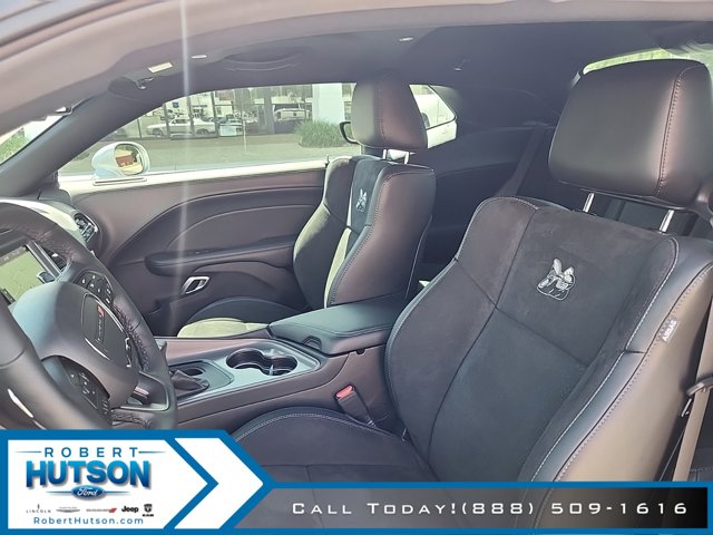 Vehicle image 12 of 23