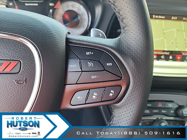 Vehicle image 19 of 23