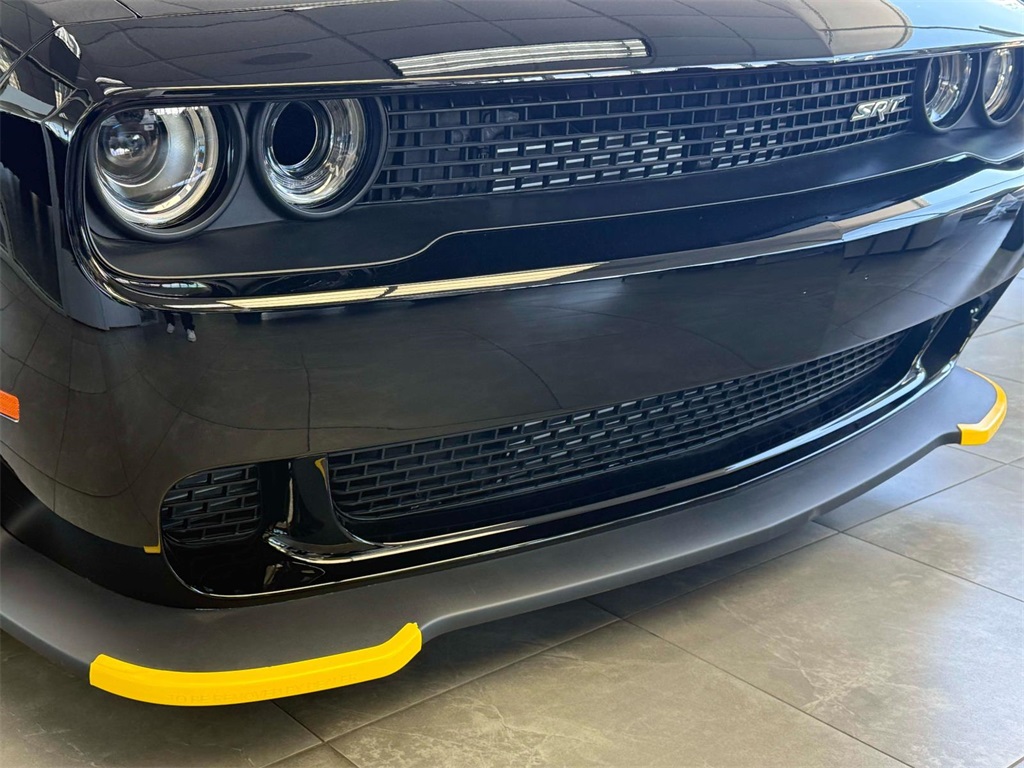 Vehicle image 15 of 46