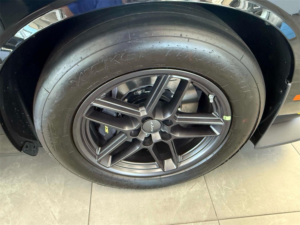 Vehicle image 10 of 46