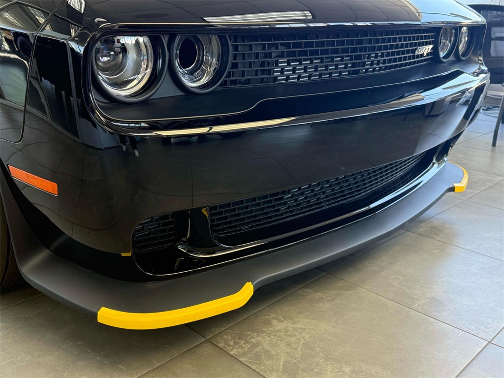 Vehicle image 14 of 46